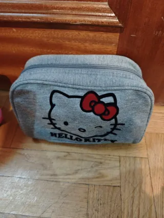 Pack 2 neceseres Hello Kitty