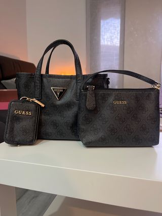 Bolso Guess Negro Casi Nuevo
