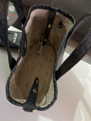 Bolso Guess Negro Casi Nuevo