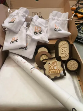 Moldes para galletas con letras y espigas