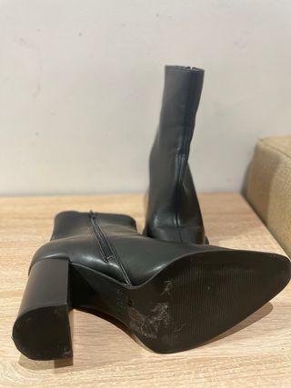 Botines negros tacón cuadrado