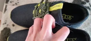 Zapatillas Kappa Negras/ Amarillas Talla 39 bambas