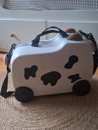 Maleta infantil de viaje con ruedas