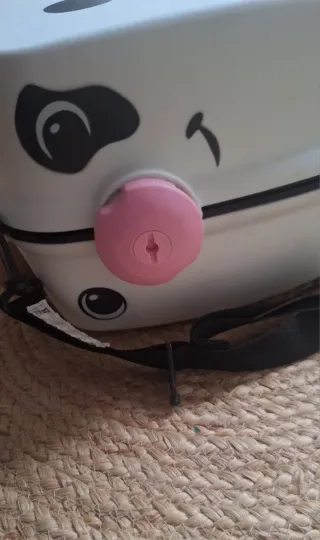 Maleta infantil de viaje con ruedas