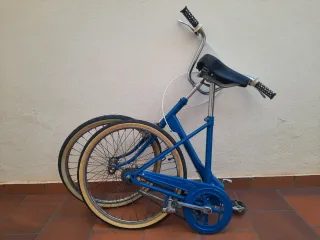 Bicicleta BH plegable vintage azul