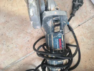 Radial Bosch GWS 700