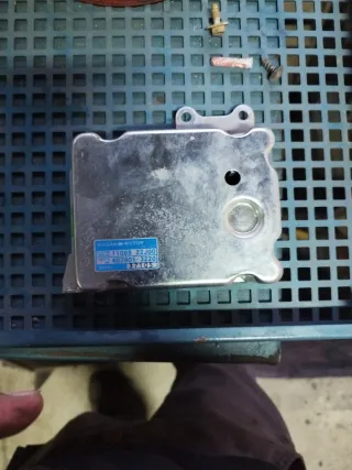 Centralita Nissan Patrol GR Y60