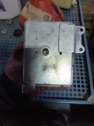 Centralita Nissan Patrol GR Y60