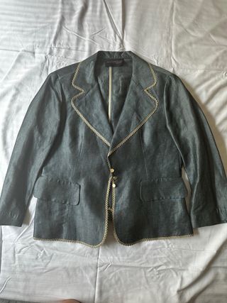 Americana Marcelino Gris con Detalles