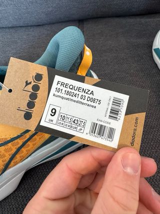 Zapatillas deportivas Frequenza amarillas y verdes