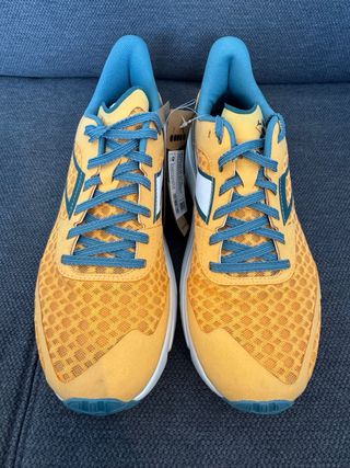 Zapatillas deportivas Frequenza amarillas y verdes