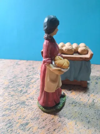 Figura Belén Vendedora Pan con mesa