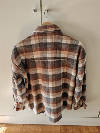 Chaqueta cuadros mujer beige y marrón