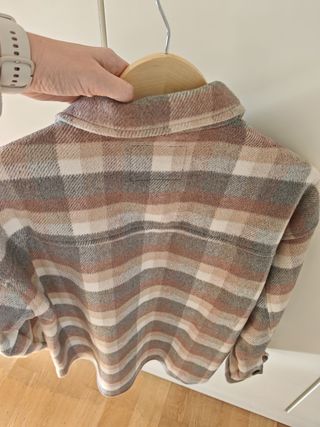 Chaqueta cuadros mujer beige y marrón