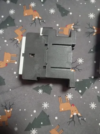 Contactor Eaton XTCG007B00AR 380V AC