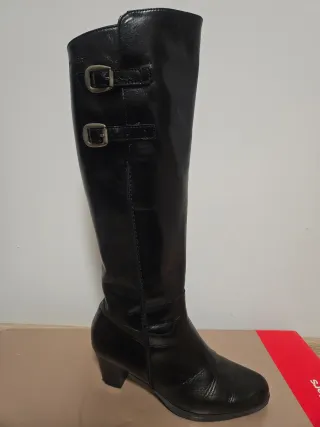 Botas altas negras