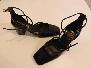 Sandalias charol negras tacón ancho