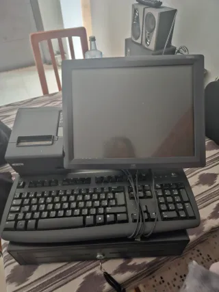 Ordenador TPV con impresora y cajón