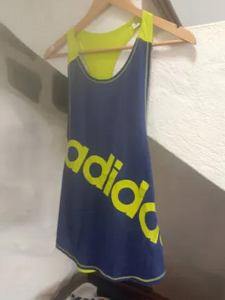 Top Adidas Talla S Azul y Verde