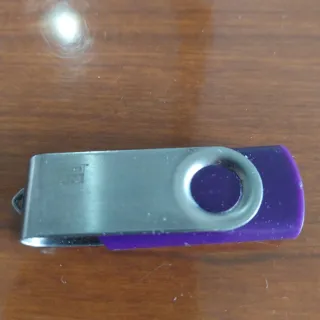 Memoria USB 16GB Morada
