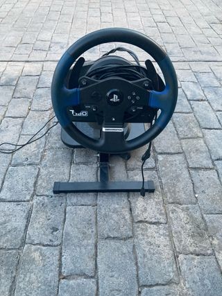 Thrustmaster T150 con Supporto