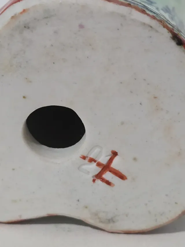 Figura de geisha  porcelana China