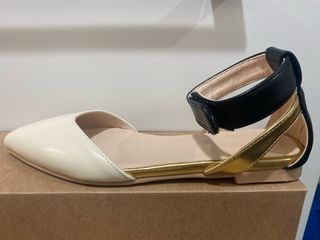 Bailarinas beige y negras nuevas