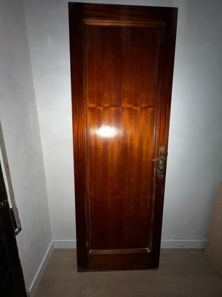 Puerta interior madera maciza