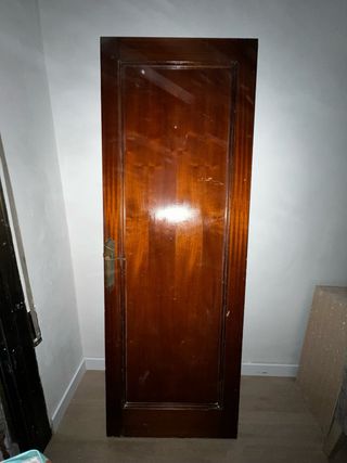 Puerta interior madera maciza