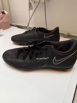 Botas de fútbol Nike Negras