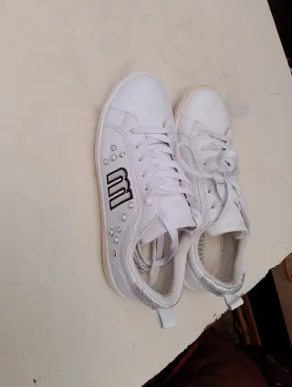 Zapatillas MTNG Mujer Talla 38 Blancas Plata