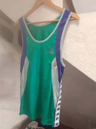 Top Kappa Vintage Verde y Morado Talla M