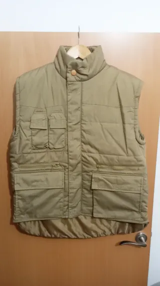 Chaleco forrado color caqui