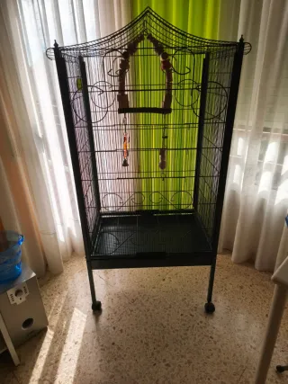 Jaula grande para pájaros