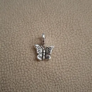 Colgante mariposa S925