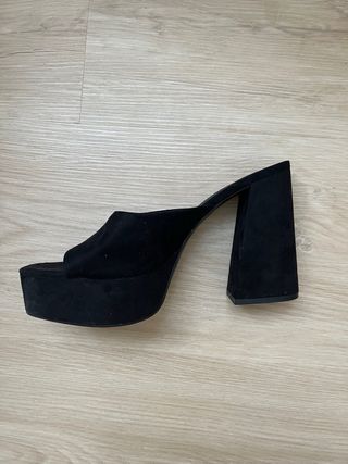 Zapatos negros Stradivarius plataforma tacón