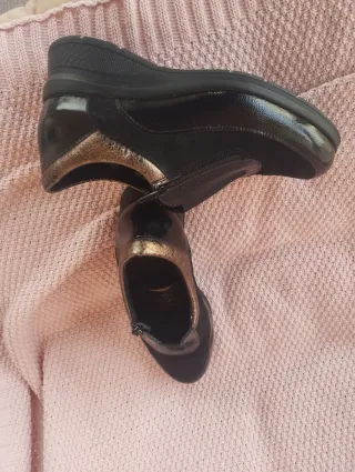 Zapatos Class Anchos Talla 39 Negro/Dorado