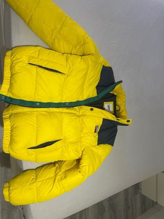 Plumífero Tommy Jeans Amarillo y Negro