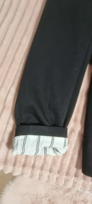 Americana Stradivarius Slim Fit Negra