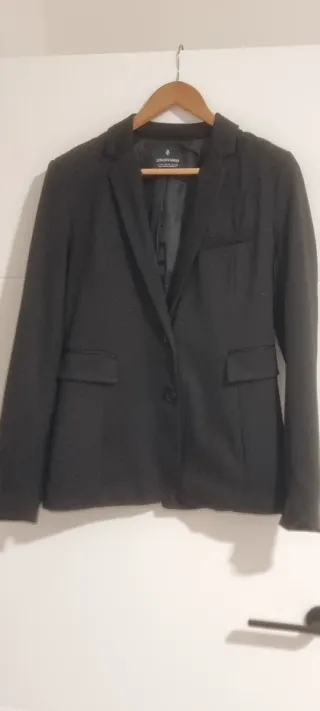 Americana Stradivarius Slim Fit Negra