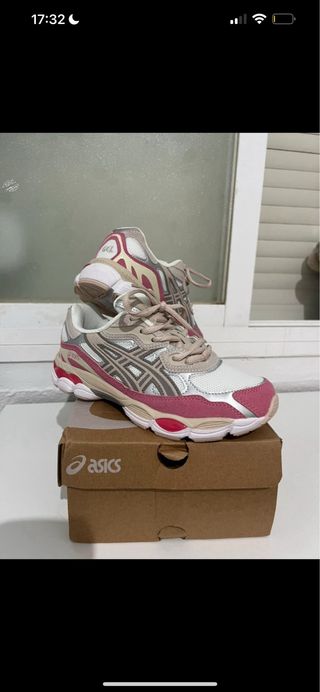 Asics Beige y Rosa
