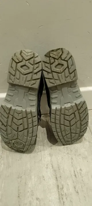 Zapatos de seguridad Exena Monza 18 S1P SRC