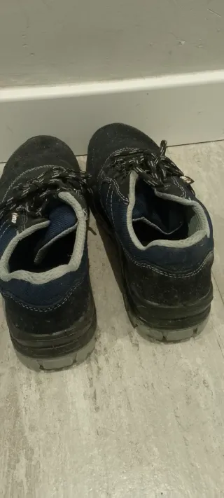 Zapatos de seguridad Exena Monza 18 S1P SRC