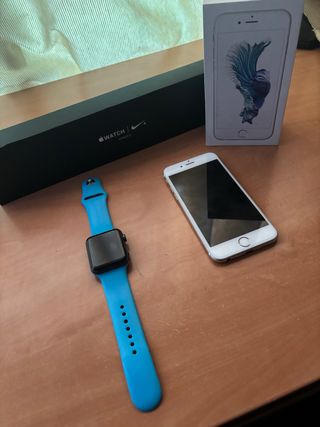 Apple Watch S3 Nike + iPhone 6S in vendita
