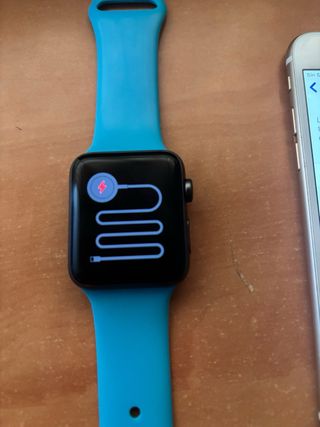 Apple Watch S3 Nike + iPhone 6S in vendita