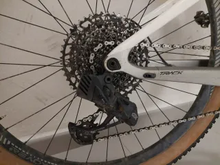 Megamo Track 10 R120