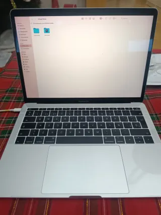 MacBook pro  13" Plata del 2017.