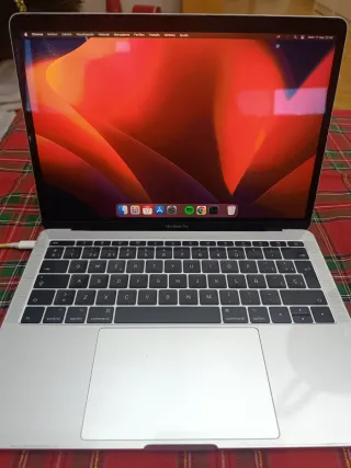 MacBook pro  13" Plata del 2017.