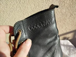 Scarponcini in pelle lavorata (morbida)