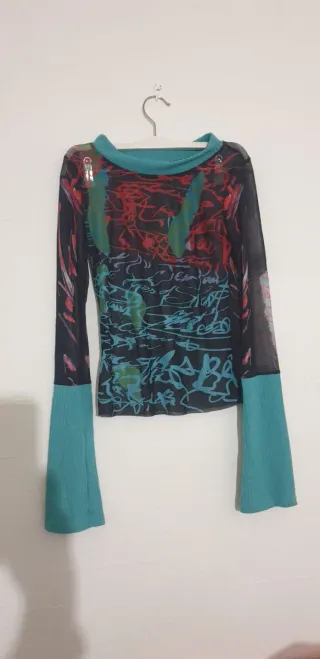 Camiseta Malla Estampada Manga Larga